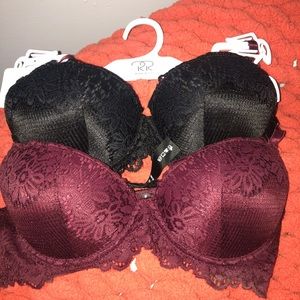 Extra padding push up bra’s